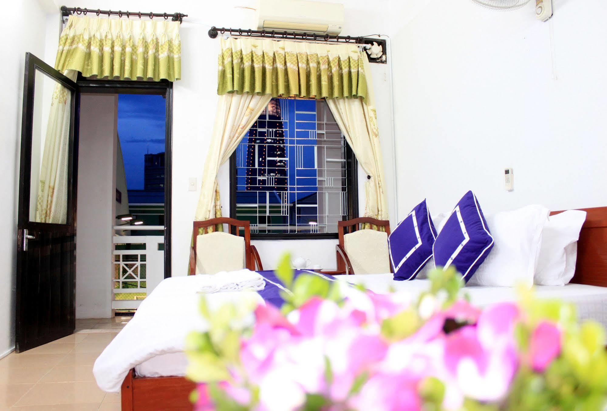 Ngoi Nha Xanh Hotel Ντα Νανγκ Εξωτερικό φωτογραφία
